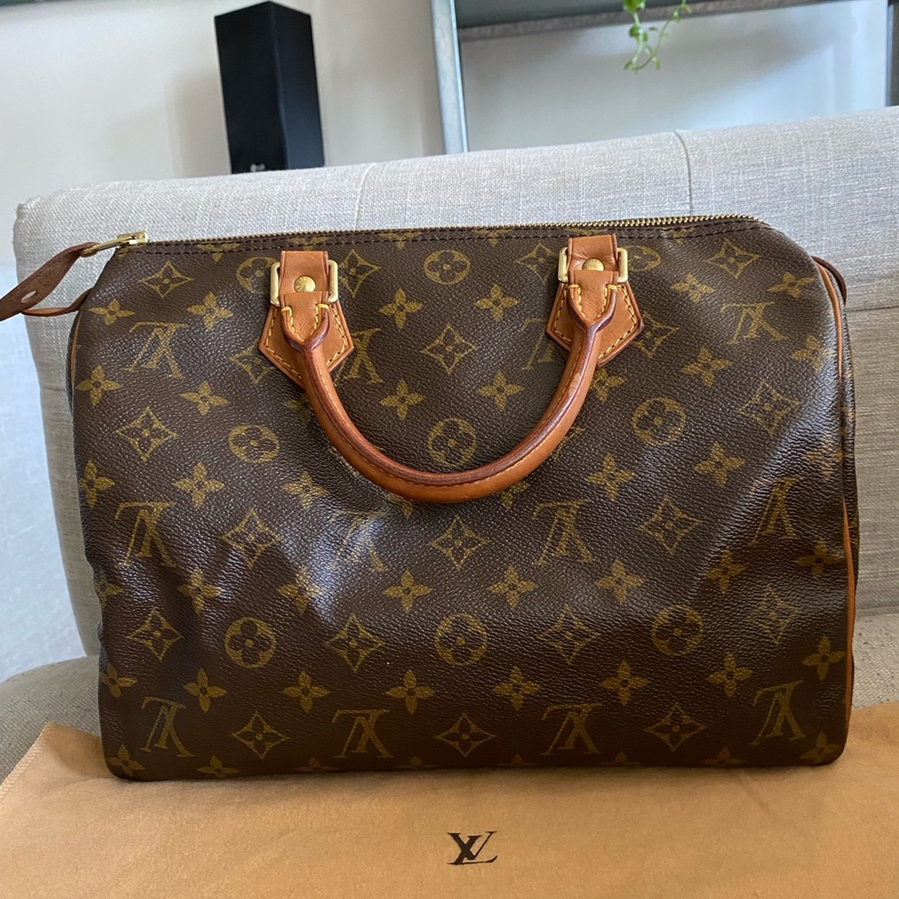 SOLD Louis vuitton speedy 30
